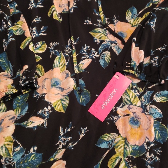 NWT Xhilaration Cold shoulder dress - Picture 4 of 4